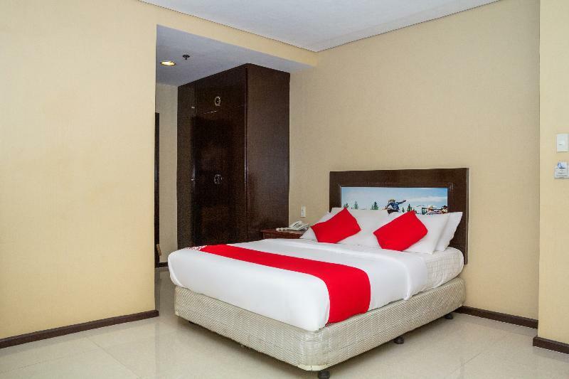 Oyo 133 Jazzy James Country Hotel 2 Davao Exterior photo